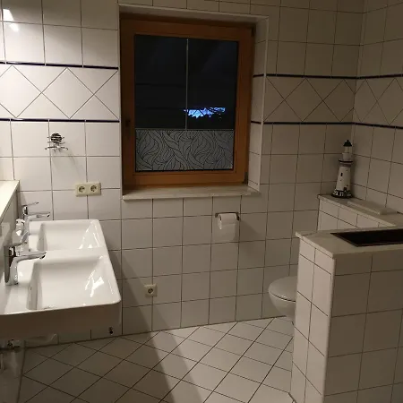Fuchsbau Apartman *
